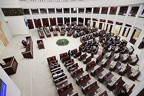 Bill on entrepreneurial activity passes second reading in Belarusian parliament
