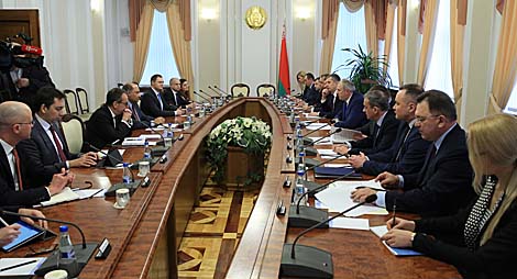 Plans to hold Belarus national investment session in London in 2021