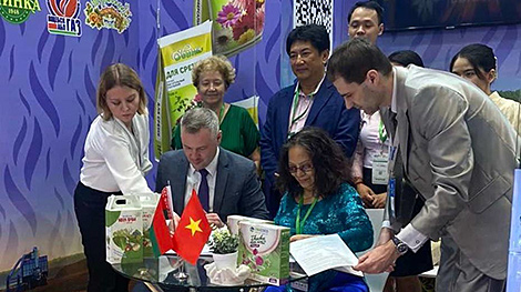 Belarusian Beltopgaz to cooperate with Vietnam Coconut Association to make fertilizers