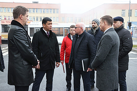 Мэр Бишкека: мы заинтересованы в закупке белорусской техники
