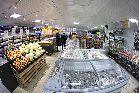 Долю белорусских товаров в магазинах планируют увеличить до 62% в 2024 году