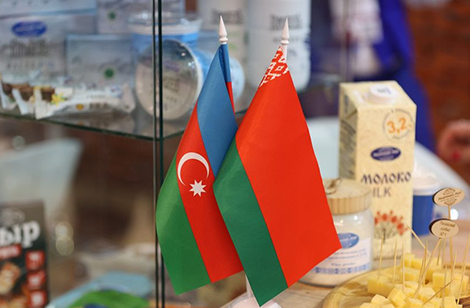 Головченко посетил международные выставки Caspian Agro и Inter Food в Баку
