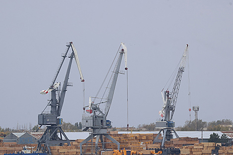 Мнение: создание собственного порта в России позволит значительно снизить стоимость логистики для белорусского экспорта