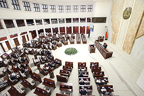 Депутаты приняли в первом чтении законопроект о республиканском бюджете на 2024 год