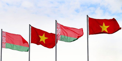 Беларусь намерена поставлять грузовую и коммунальную технику во вьетнамский Хошимин