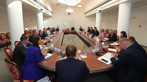 Глава Екатеринбурга выразил заинтересованность в продукции предприятий Минска