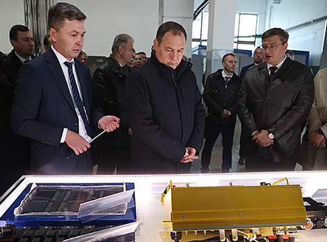 Новые инвестпроекты и импортозамещение: Головченко знакомится с потенциалом оршанских предприятий
