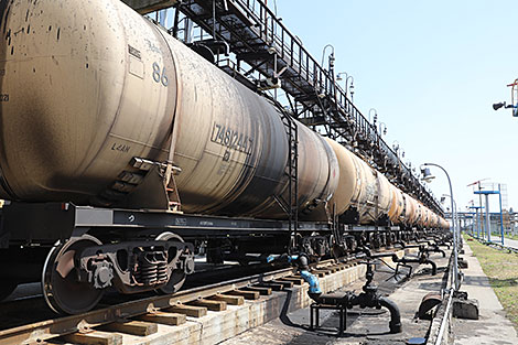 Ситуация на мировом рынке нефти способствует альтернативным поставкам в Беларусь - 