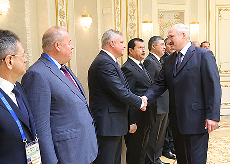 Лукашэнка заклікае СНД больш актыўна займацца вырашэннем праблем Прыднястроўя і Нагорнага Карабаха