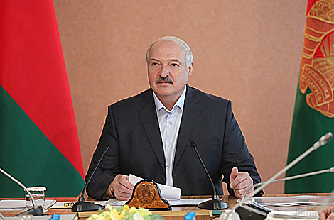 Лукашэнка: здабыча сваёй нафты - адна з перспектыў развіцця нафтаперапрацоўчага комплексу