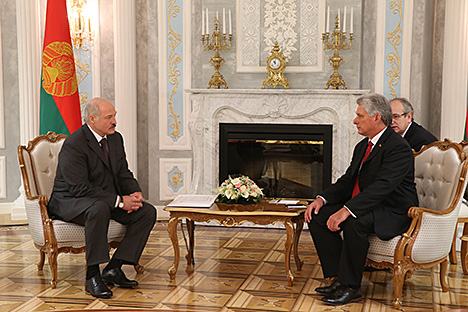 Лукашэнка адзначае пазітыўныя тэндэнцыі ў гандлёва-эканамічных адносінах Беларусі і Кубы