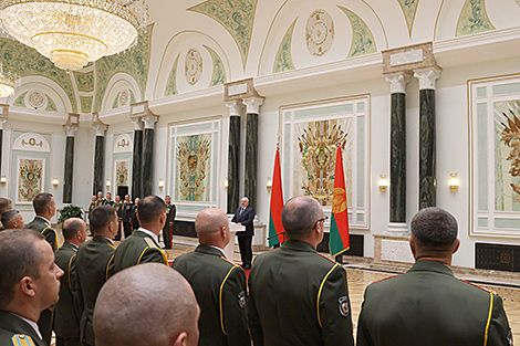 Лукашэнка: Беларусь прымае люстраныя меры па абароне суверэнітэту дзяржавы