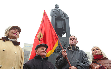 Лукашэнка: Кастрычніцкая рэвалюцыя заклала асновы для нацыянальнага адраджэння многіх народаў