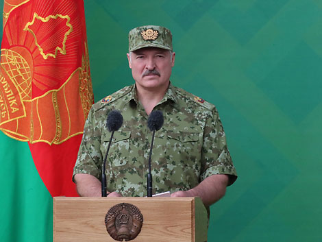 Лукашэнка: беларускія пагранічнікі стаяць на варце рэгіянальнай і міжнароднай бяспекі