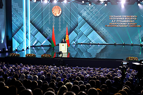 Лукашэнка: Беларусь не сябруе з кім-небудзь супраць каго-небудзь, мы за прадказальную знешнюю палітыку