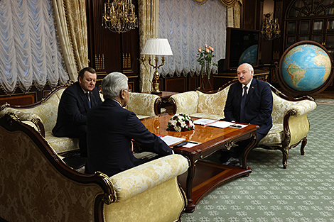 Адседзецца не атрымаецца. Лукашэнка заклікае да з'яднання ў АДКБ і дакладнага вызначэння сваёй палітыкі