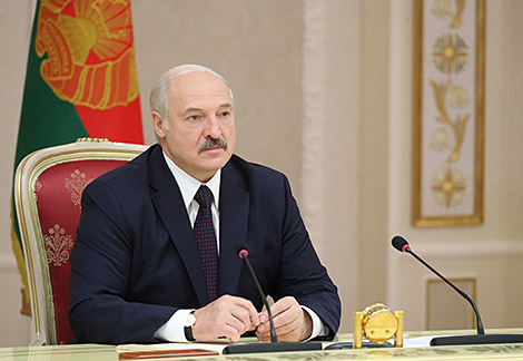 Лукашэнка прапануе Свярдлоўскай вобласці пашырыць вытворчую кааперацыю ў машынабудаванні