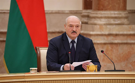 Лукашэнка: рэферэндум па новай рэдакцыі Канстытуцыі Беларусі адбудзецца не пазней за люты 2022 года