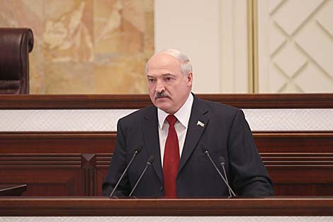 Лукашэнка: сусветны гандаль становіцца заложнікам палітычных манеўраў