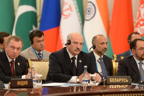 Лукашэнка: Беларусь гатова стаць актыўным 