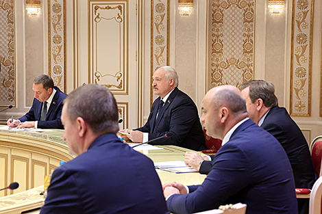Лукашэнка: для заходніх палітыкаў стала адкрыццём, што свет значна шырэйшы за іх вузкія ўяўленні пра яго