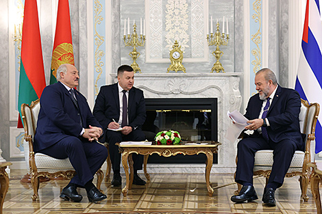 Лукашэнка: Беларусь нязменна настроена на выбудоўванне адносін з Лацінскай Амерыкай