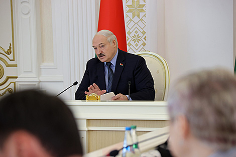 На разгляд Лукашэнку ўнеслі законапраект аб інвестыцыях. Што сказаў Прэзідэнт