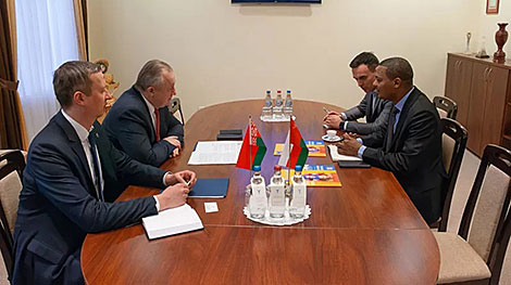 Беларусь і Аман разгледзелі перспектывы пашырэння дзелавых сувязей