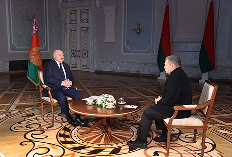 Лукашэнка: калі б толькі адчуў, што большасць беларусаў мяне не падтрымлівае, я пайшоў бы