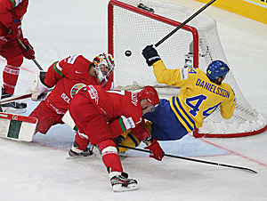 Sweden defeats Belarus in IIHF WM quarterfinal