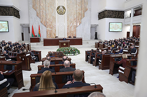 卢卡申科谈即将卸任的议会：他们表现出了对人民的可靠性和忠诚度