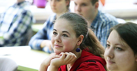 约15000名白罗斯共和国青年团的志愿者为第二届欧运会工作