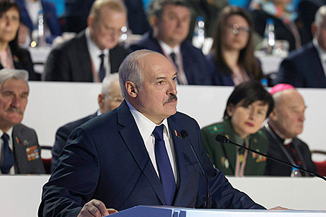 Лукашенко: Беларуси важны отношения с ЕС, но Россия остается основным стратегическим союзником