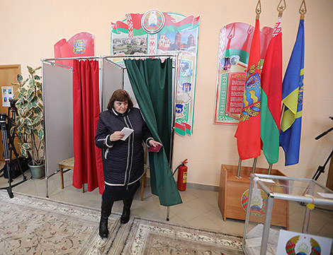 Организаторы выборов в Беларуси ставят во главу угла работу с избирателями - глава Минского облизбиркома