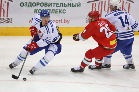 Belarus President’s Team lift Christmas ice hockey trophy for tenth time