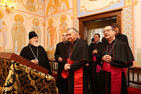 Metropolitan Pavel meets with Vatican Cardinal Pietro Parolin