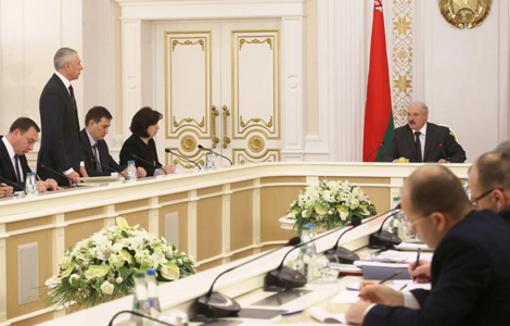 Lukashenko: State apparatus needs continuous personnel renewal