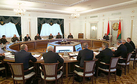 Lukashenko reaffirms Belarus’ adherence to peaceful policy, commitment to national interests