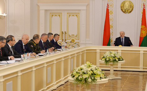 Lukashenko demands real improvement of doing business conditions in Belarus