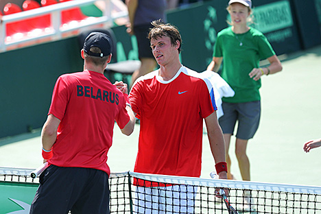 Ilya Ivashko won in three sets against Martins Podzus