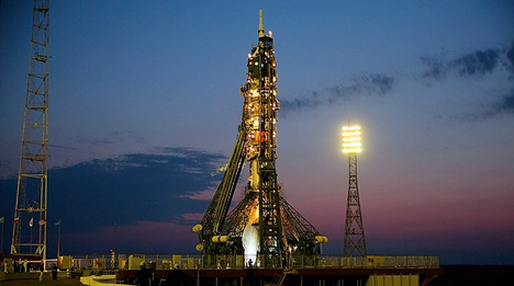 Soyuz crew leaves Baikonur for ISS