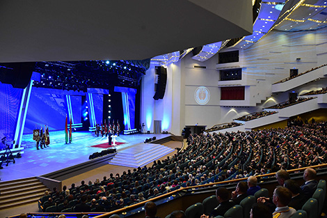 Belarus president praises police for proper level of public security