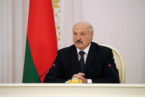 Belarus president urges to step up efforts to develop digital economy