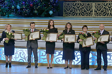 Belarus president presents spiritual revival, culture, art, sport awards