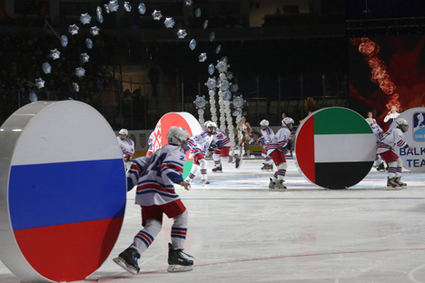 13th Christmas Amateur Ice Hockey Tournament solemnly opened in Minsk
