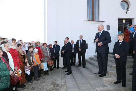  Alexander Lukashenko visited the Church of the Nativity of the Mother of God in Orsha on Easter