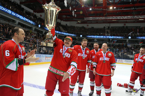 Belarus President’s Team lift Christmas ice hockey trophy for tenth time
