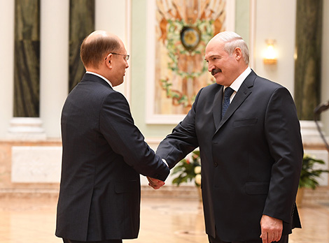 Order of Honor is bestowed upon Director General of SOOO Belwest Yuri Sumaneyev