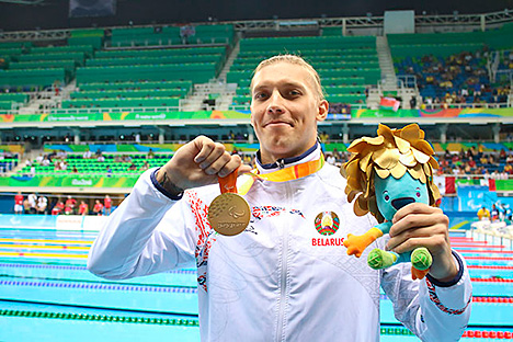 Belarus’ Vladimir Izotov won the SB12 Men’s 100m breaststroke event