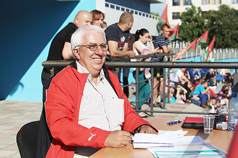 Vladimir Novitsky, a reporter of the TV channel Belarus Five